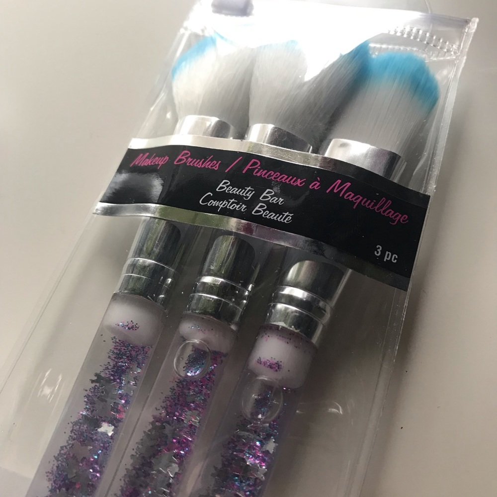 Mermaid makeup brushes🧜🏻‍♀️🐚✨